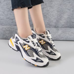 کفش و کتانی زنانه و دخترانه مدل نیوبالانس725 NEW BALANCE رنگ سفید زرد کد 9021