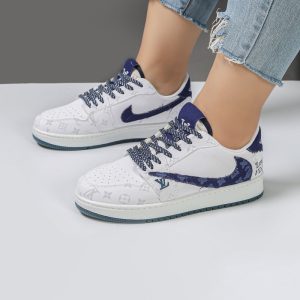 کفش کتانی زنانه و دخترانه مدل نایک ترویس NIKE TRAVIS رنگ سفید سرمه ای کد M31503