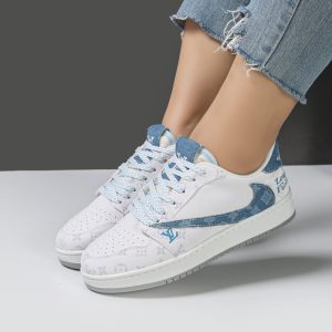 کفش کتانی زنانه و دخترانه مدل نایک ترویس NIKE TRAVIS رنگ سفید آبی کد M31501