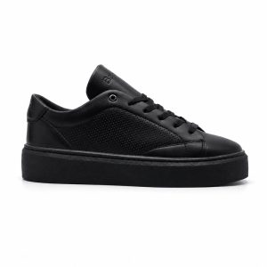 کفش راحتی مردانه مدل برشکا bershka رنگ مشکی سوزنی کد EF300