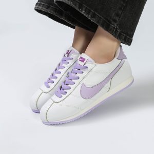 کفش و کتانی زنانه و دخترانه مدل نایک NIKE رنگ سفید یاسی کد 41267